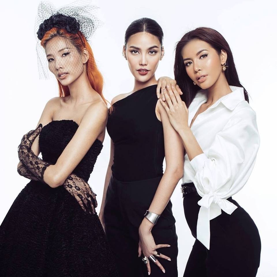 Hoàng Thùy khác biệt so với hai huấn luyện viên ảnh 1 Hoang Thuy khac biet so voi hai huan luyen vien anh 1