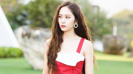Kieu nu sang chanh Krystal lan at nu chinh trong 'Co dau thuy than' hinh anh