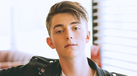 Giong ca tre cua nuoc My cong khai la nguoi dong tinh hinh anh