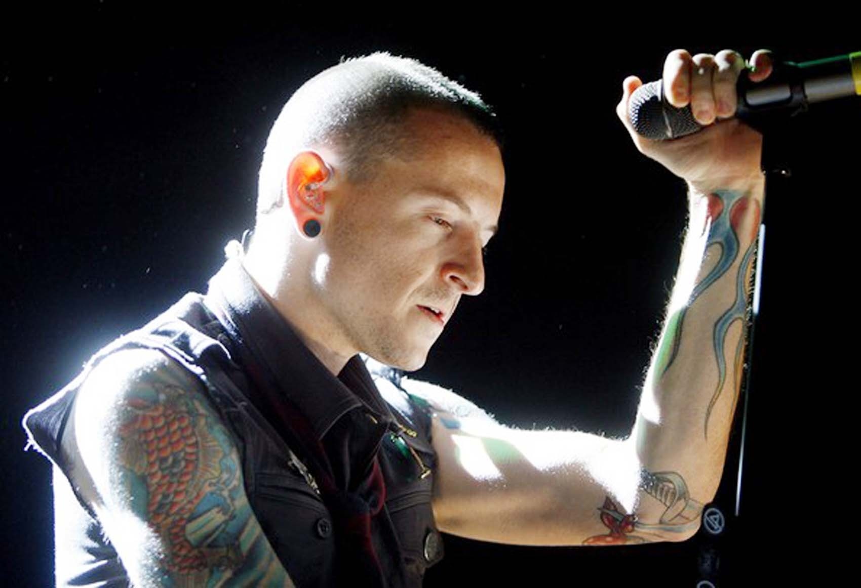 Sức mạnh Chester (Linkin Park) gửi gắm trong ca khúc cuối cùng ảnh 1 Suc manh Chester (Linkin Park) gui gam trong ca khuc cuoi cung anh 1