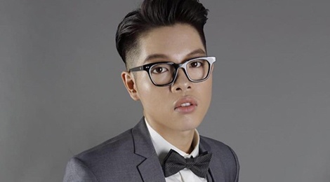 Duc Phuc - Cau chuyen chang trai 21 tuoi bi du luan don vao duong cung hinh anh