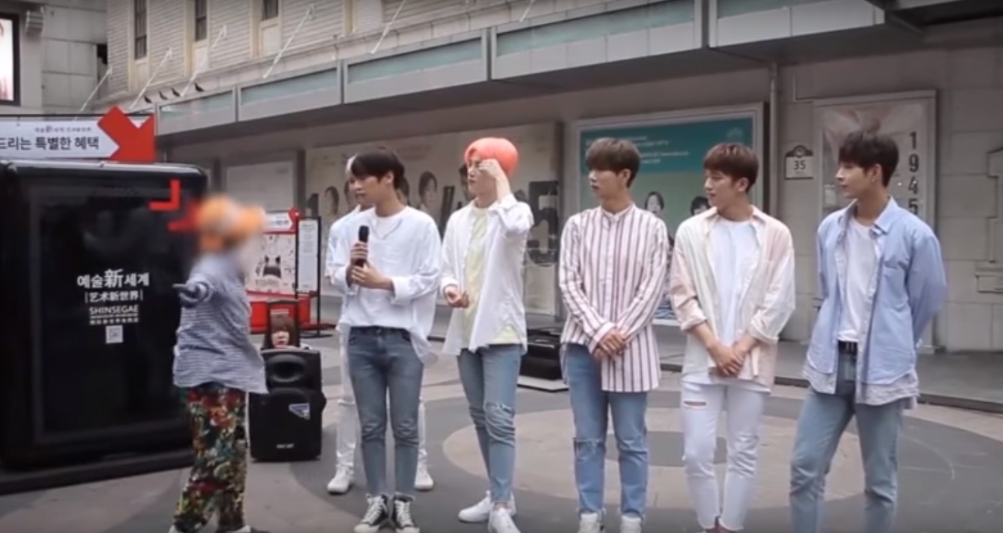 Nhom nhac SNUPER bi tan cong bat ngo khi dang bieu dien hinh anh