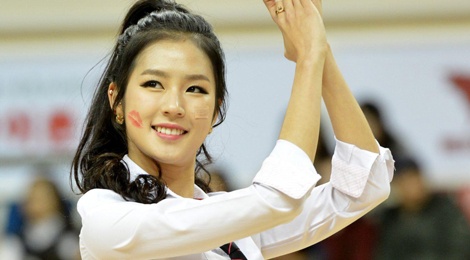 Hoat nao vien xinh dep bo ra 200 trieu won lam album nhung that bai hinh anh