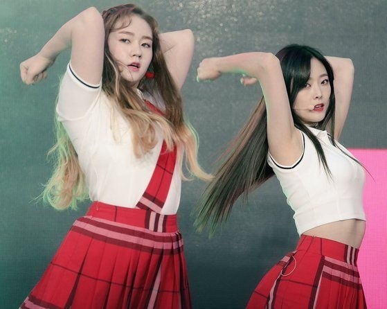 Thành viên nhóm nữ Hàn Quốc bị khán giả chỉ trích vì thừa cân  ảnh 1 Thanh vien nhom nu Han Quoc bi khan gia chi trich vi thua can anh 1