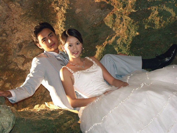 Nhom nhac Hoang tu Ech tai hop anh 1