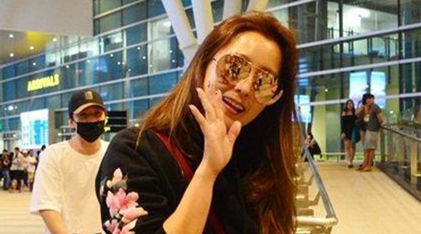 Kim Hee Sun den Da Nang nghi duong cung doan lam phim hinh anh