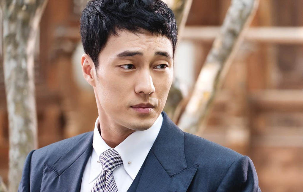 nam dien vien quyen luc lang giai tri Han Quoc anh 1