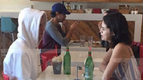 Selena Gomez bi bat gap o nha rieng cua Justin Bieber hinh anh