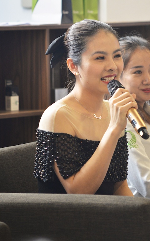 Vân Trang hôn nhân ảnh 2 Van Trang hon nhan anh 2