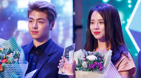 Song Ji Hyo va iKon xuat hien rang ro tai Viet Nam hinh anh