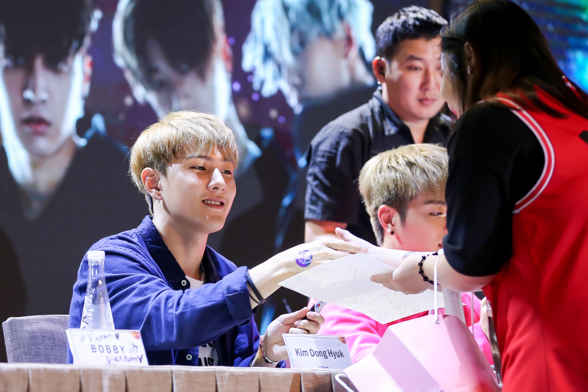 iKon o Viet Nam anh 5