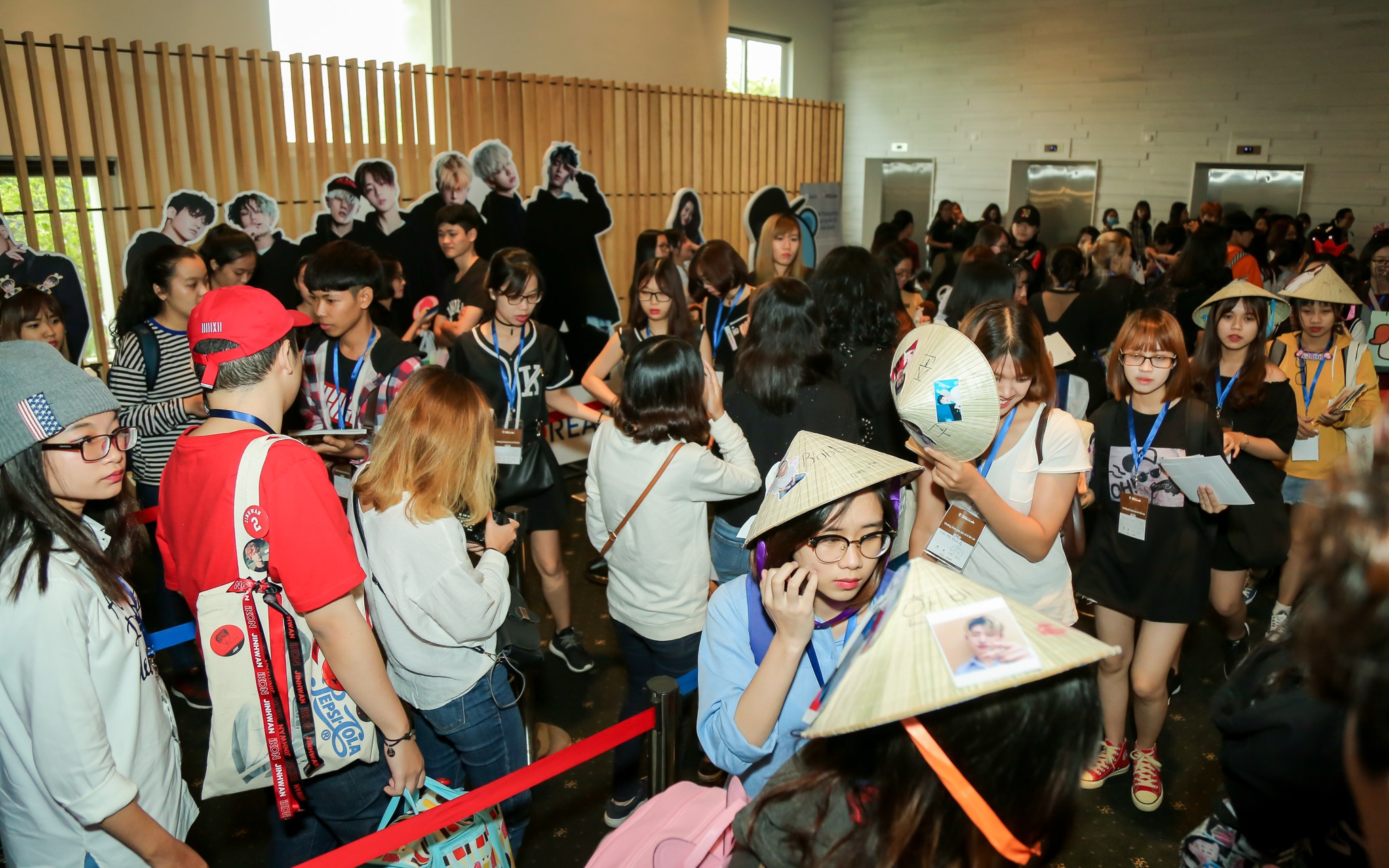 iKon o Viet Nam anh 1