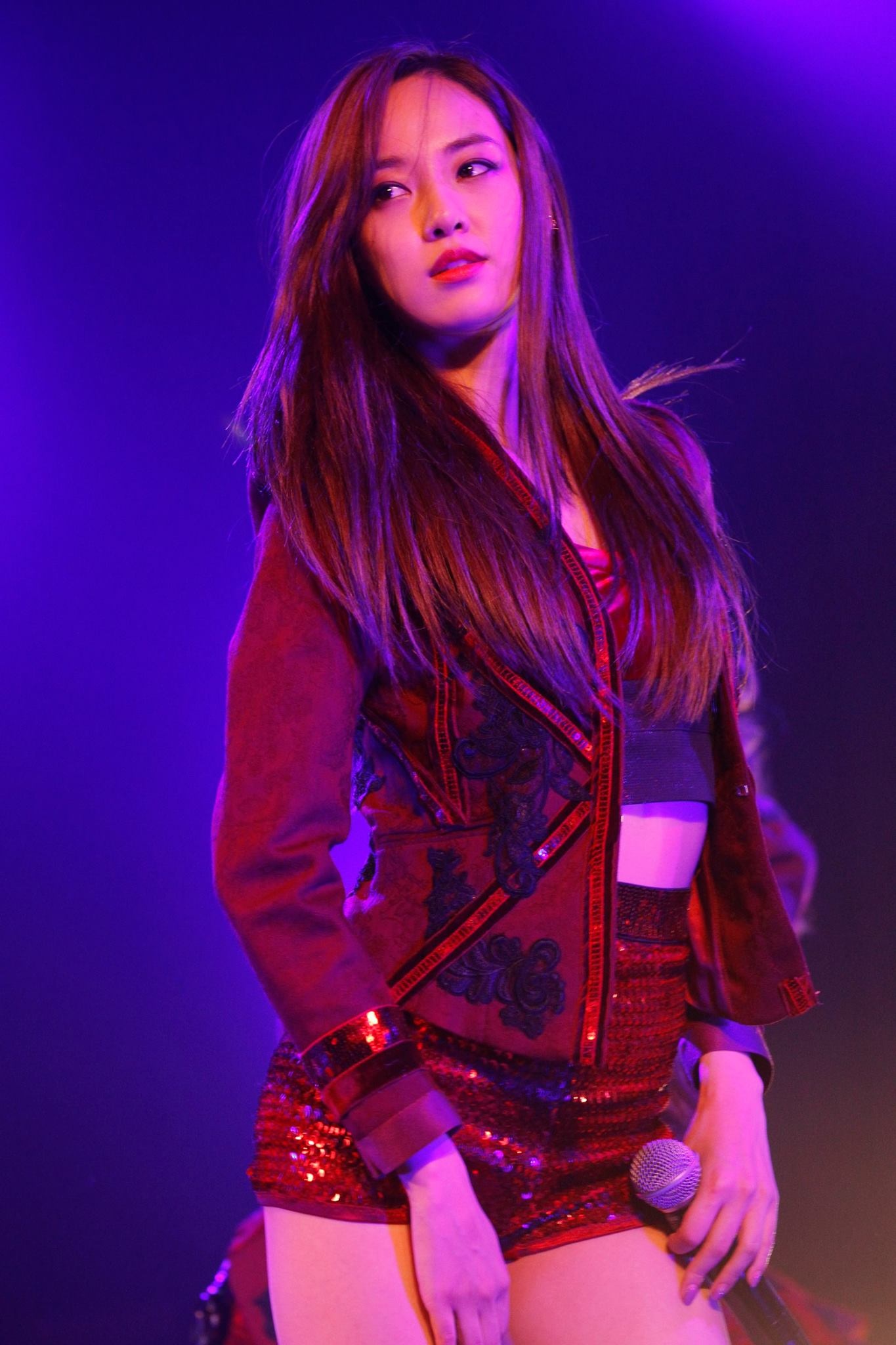 hinh anh ban gai GDragon anh 5