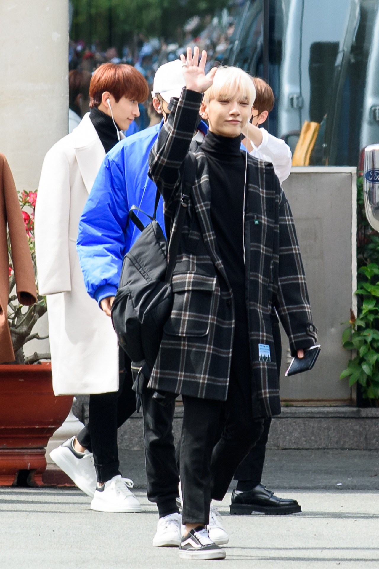 SEVENTEEN tới sài gòn ảnh 4 SEVENTEEN toi sai gon anh 4