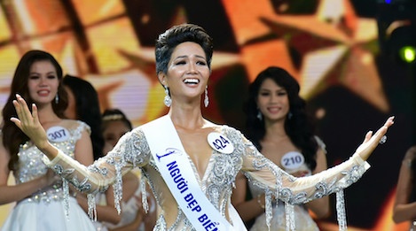 H'Hen Nie: 'Toi van chua the tin duoc minh da la Hoa hau Hoan vu' hinh anh