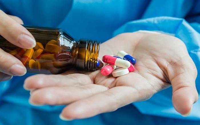 Benh nang hon vi tu dung thuoc hinh anh