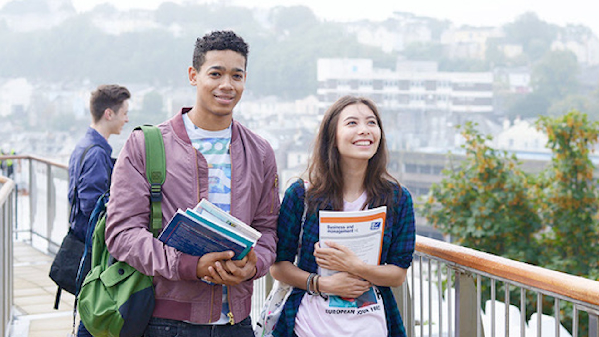 Chieu tro lua dao du hoc hinh anh