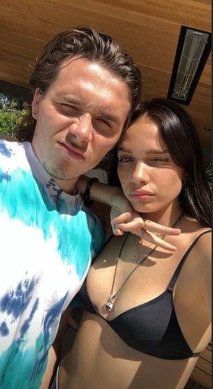Brooklyn Beckham hon dam duoi ban gai anh 2