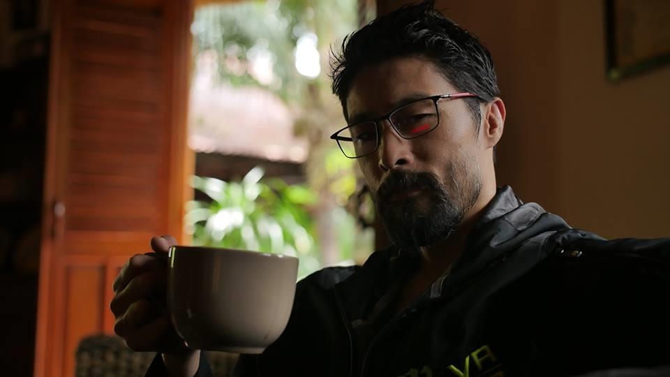 Johnny Tri Nguyen lay lai phong do anh 6