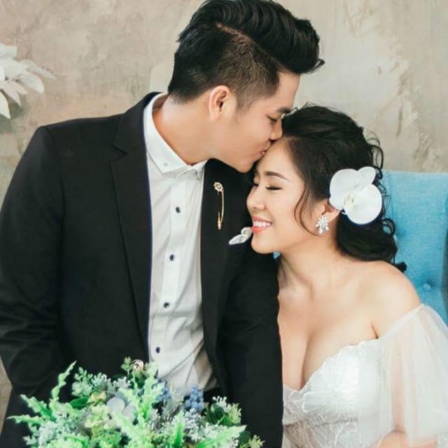 sao nu yeu ban trai kem tuoi anh 4