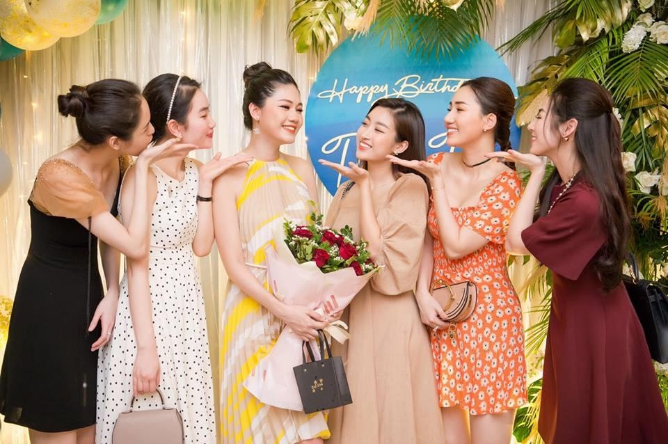 hoa hau lay chong dai gia anh 4