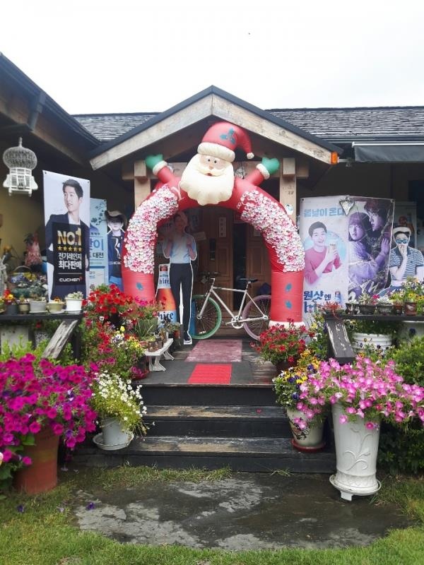 bố Song Joong Ki buồn bã ảnh 3 bo Song Joong Ki buon ba anh 3