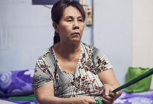 Nghe si Hoang Lan om yeu, lien tuc lac lu vi mac Parkinson giai doan 4 hinh anh