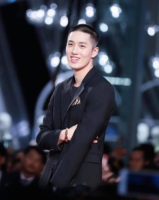 my nhan chiec la bay xinh dep tai su kien anh 8