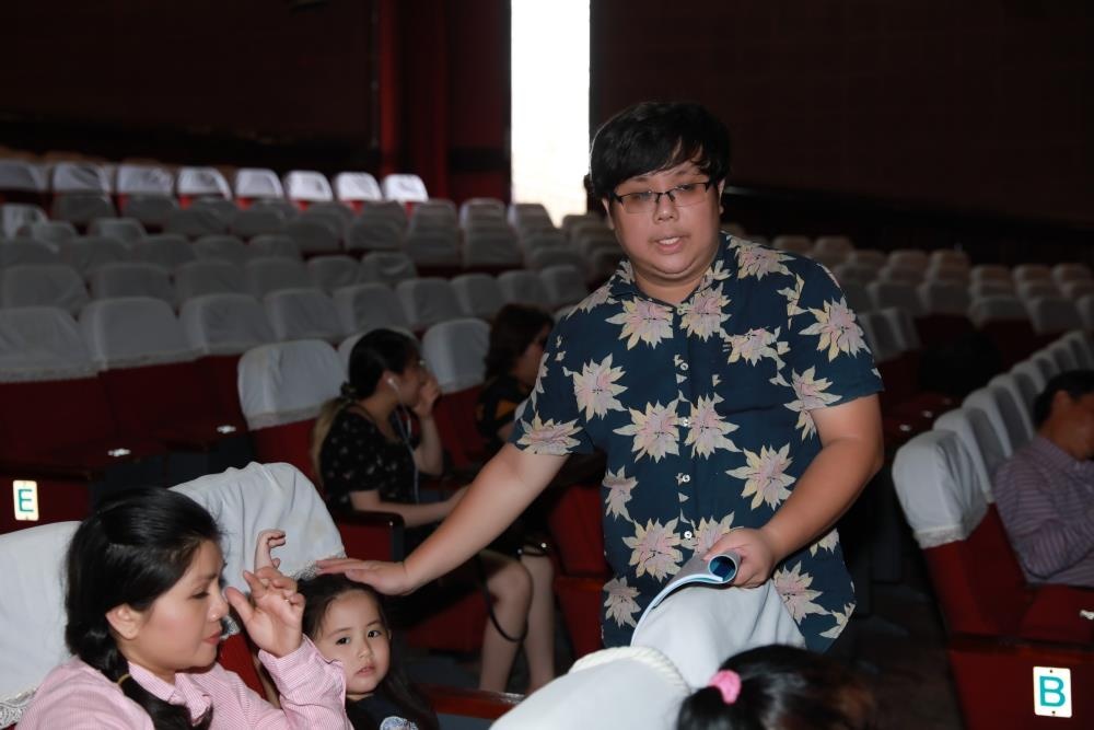 hoài lâm xuất hiện cùng vợ sau tin đồn kết hôn, có hai con ảnh 2 hoai lam xuat hien cung vo sau tin don ket hon, co hai con anh 2