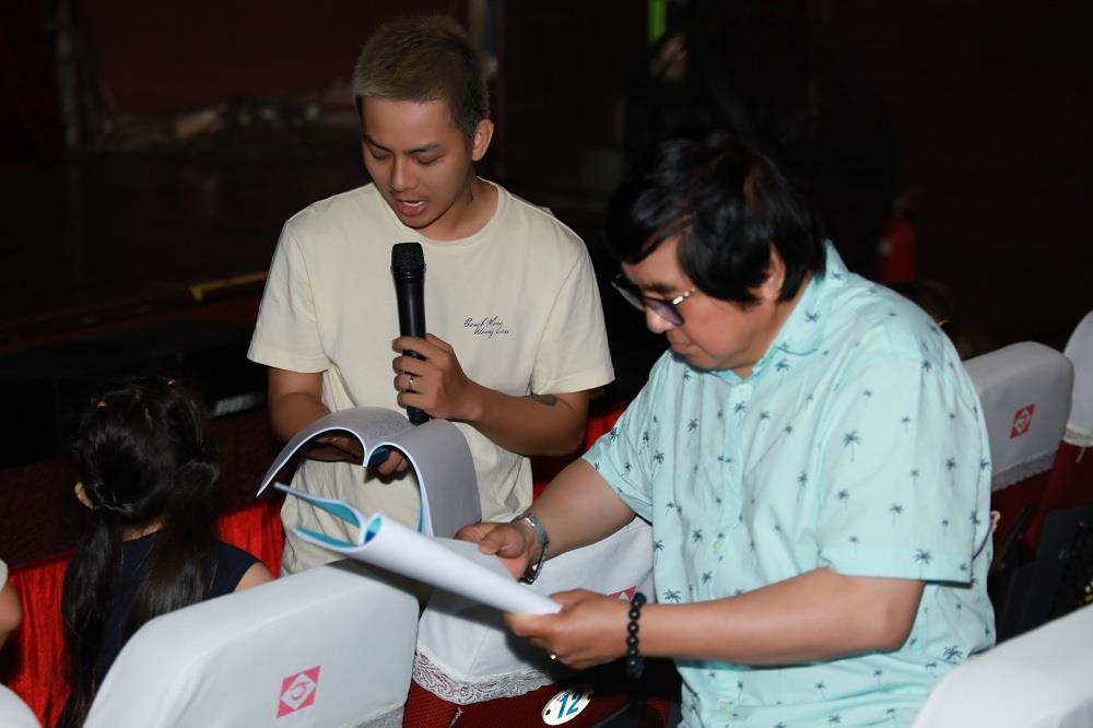 hoài lâm xuất hiện cùng vợ sau tin đồn kết hôn, có hai con ảnh 3 hoai lam xuat hien cung vo sau tin don ket hon, co hai con anh 3