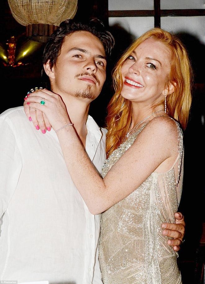 Lindsay Lohan hen ho Thai tu A Rap anh 2