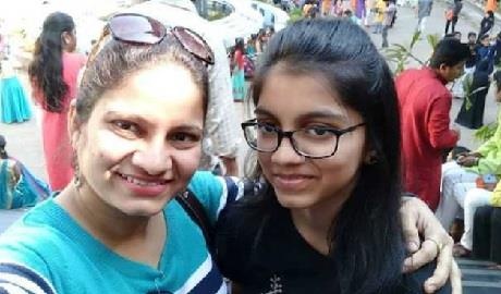 Nu dien vien An Do giet chet con gai roi treo co tu tu hinh anh