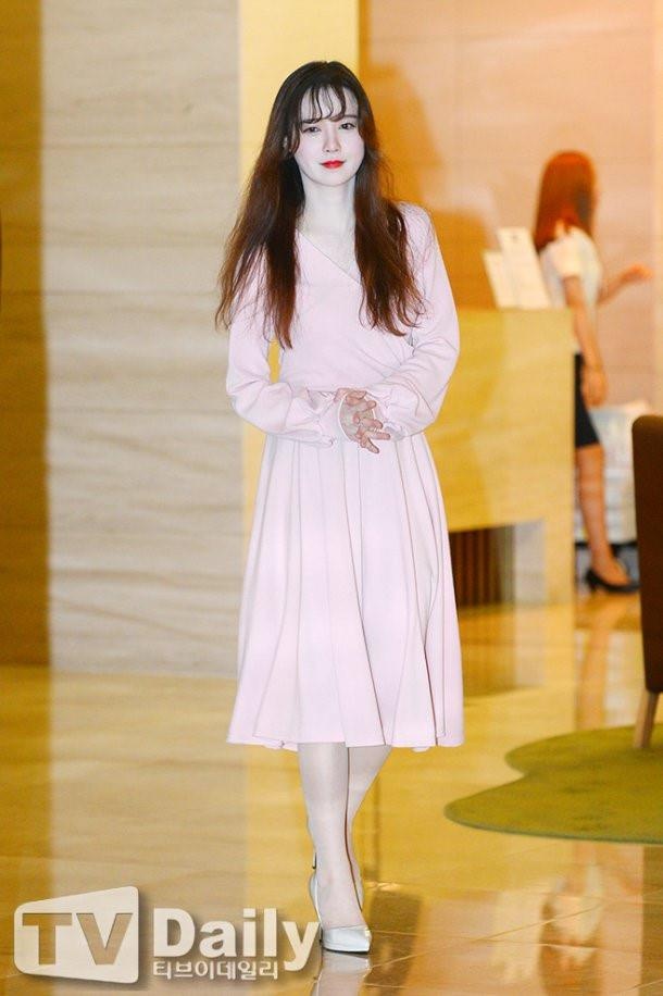 Goo Hye Sun tang can sau ket hon anh 4