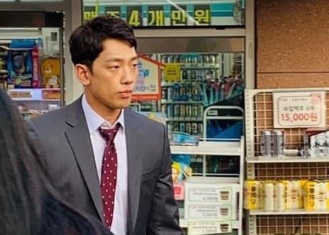 Bi Rain trong tieu tuy tren phim truong hinh anh