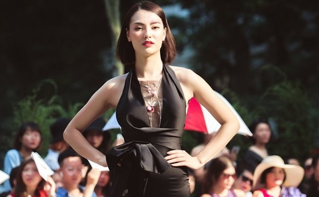 hong que lo vong 2 to,  nghi mang bau anh 1