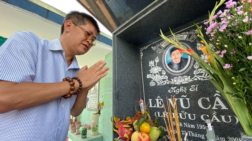 tuong nho ngay mat nghe si vu cau anh 1