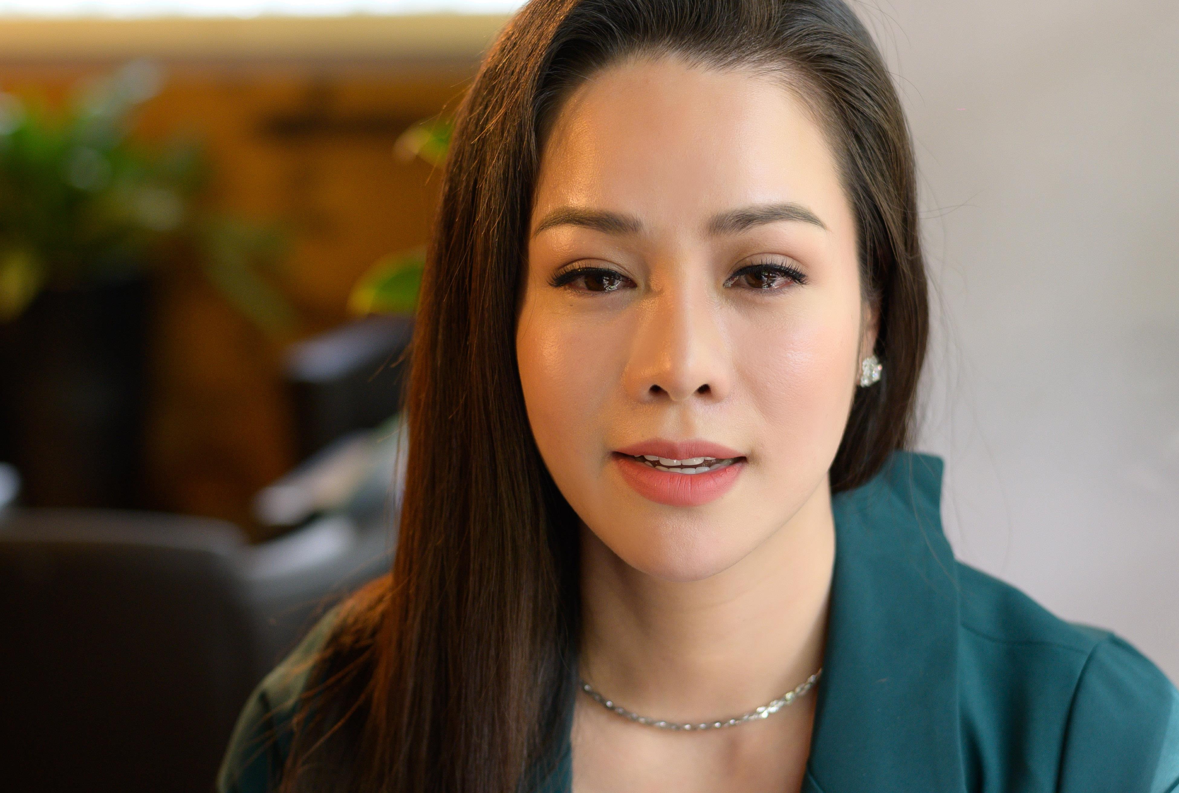 Nhat Kim Anh: 'De chong nuoi con vi so be song canh com hang chao cho’ hinh anh