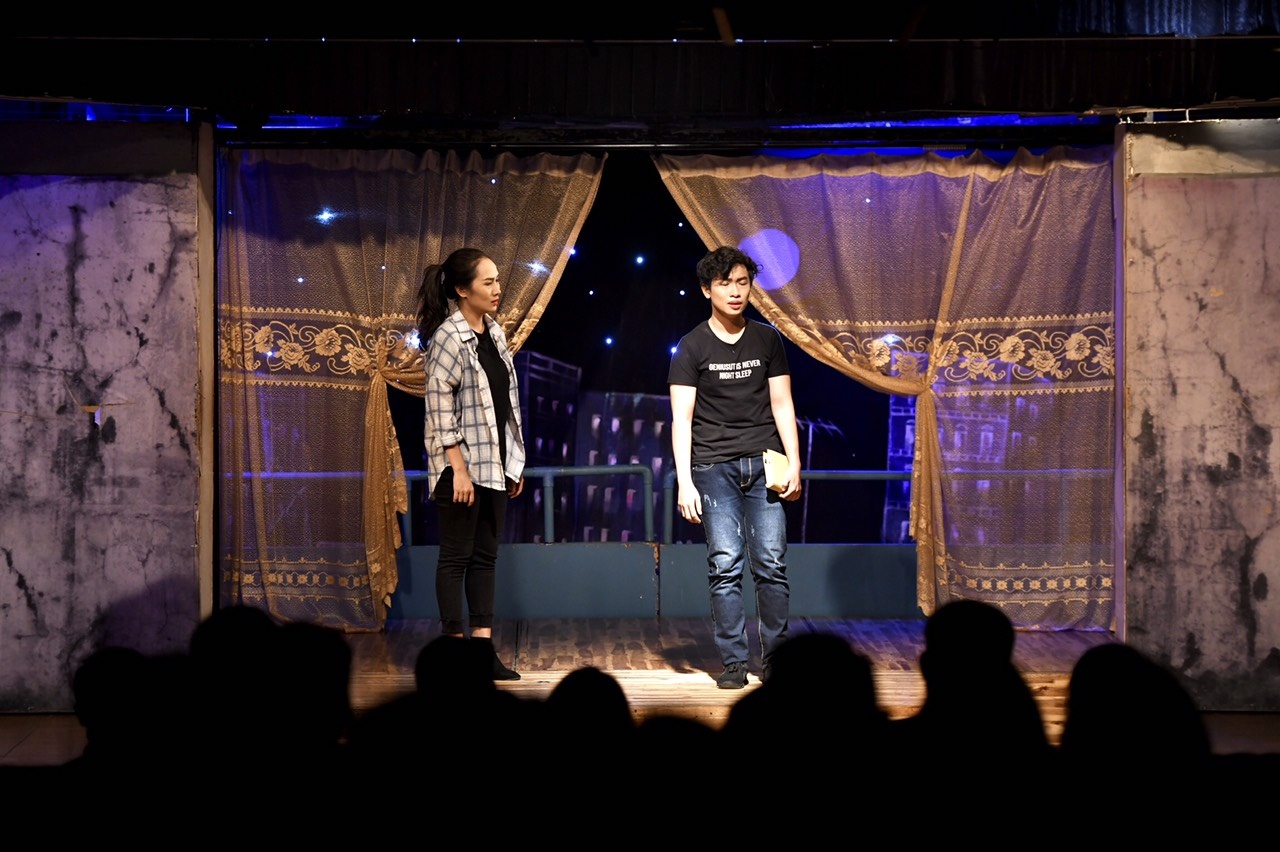 san khau hong van dem cuoi anh 4