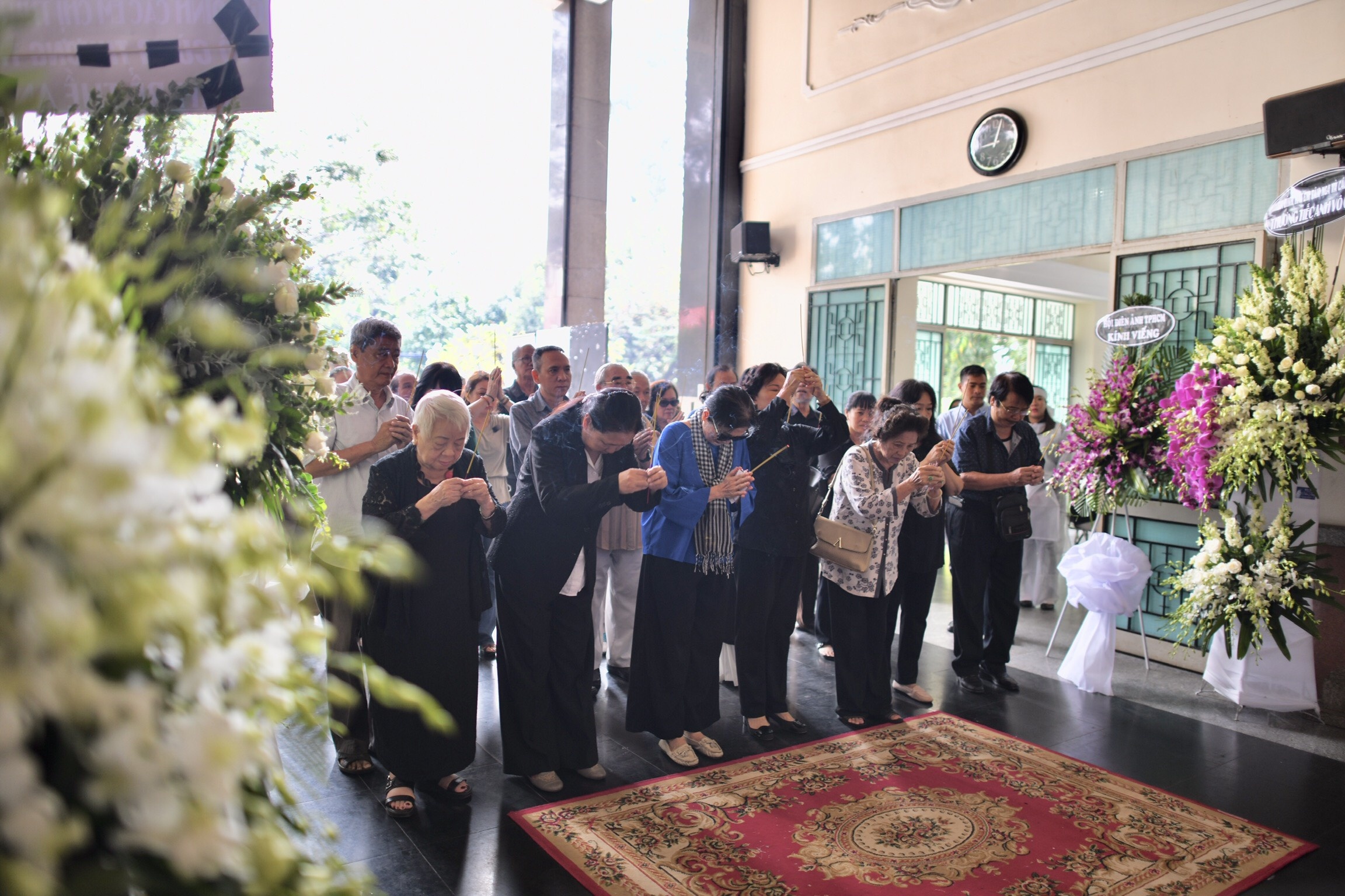 dam tang nghe si the anh anh 2