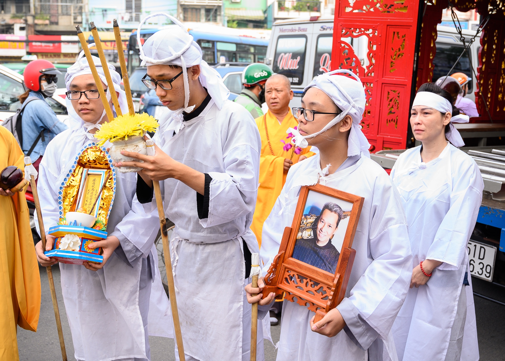 dam tang nghe si xuan hieu anh 8