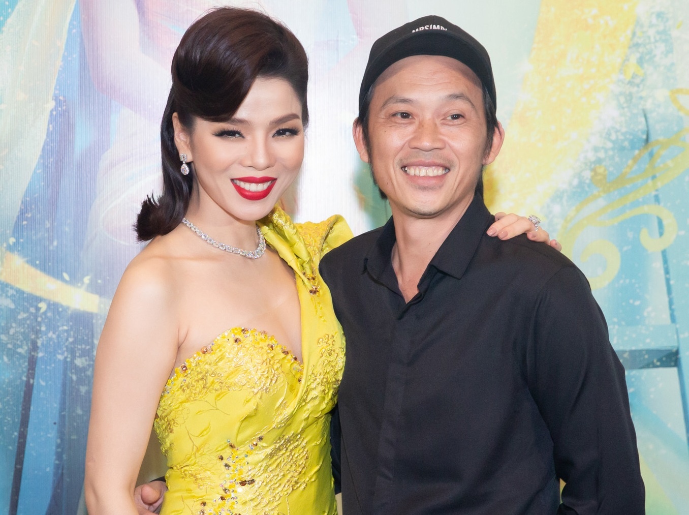 dan sao chuc mung le quyen anh 1