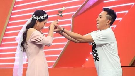 Anh Duc cau hon Lam Vy Da tren song truyen hinh hinh anh