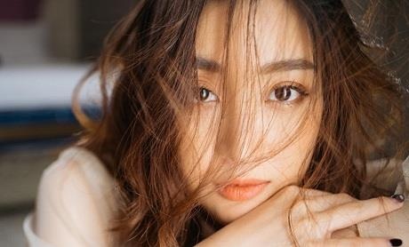 Do My Linh hut hon trong bo anh don tuoi 23 hinh anh