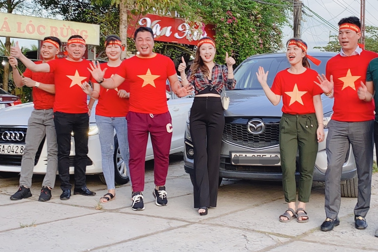 dan sao co vu doi tuyen viet nam anh 1