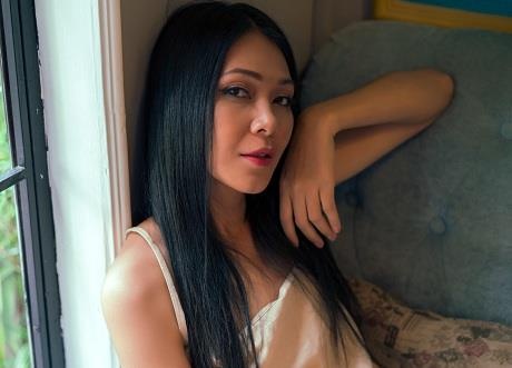 'Phat dien, kiet suc khi quay canh nong voi Huy Khanh' hinh anh