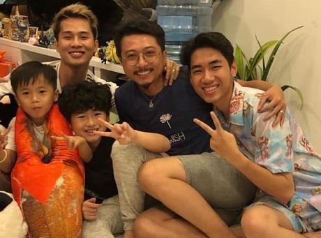 Hua Minh Dat dua cac con tham nha Jack va K-ICM hinh anh