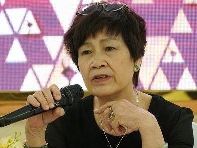 Ba Hong Ngat xin rut khoi Hoi dong duyet phim quoc gia hinh anh