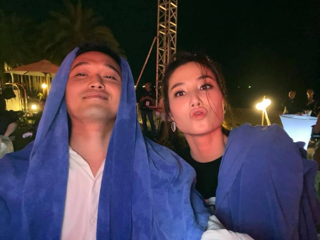 nghe si say trong tiec cuoi dong nhi anh 6