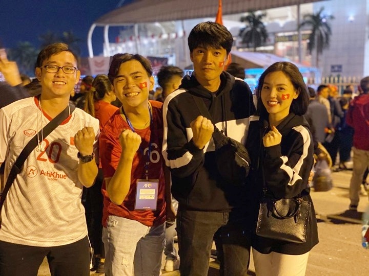 dan sao co vu bong da anh 1