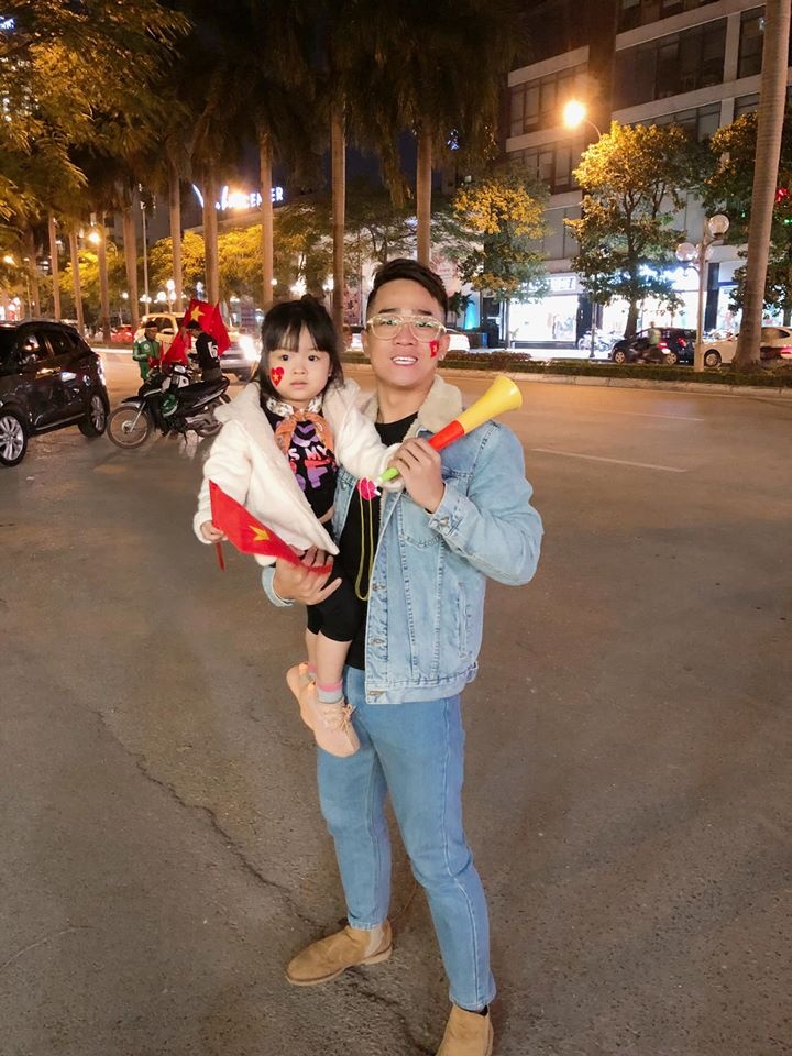 sao viet khen ngoi van hau anh 1